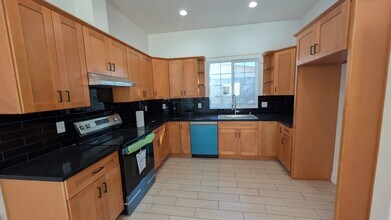 20746 Elaine Ave in Lakewood, CA - Building Photo - Building Photo