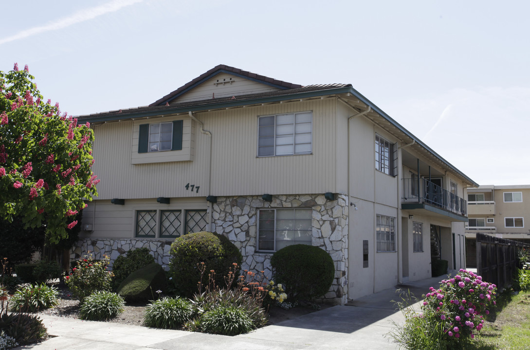 477 Joaquin Ave in San Leandro, CA - Building Photo