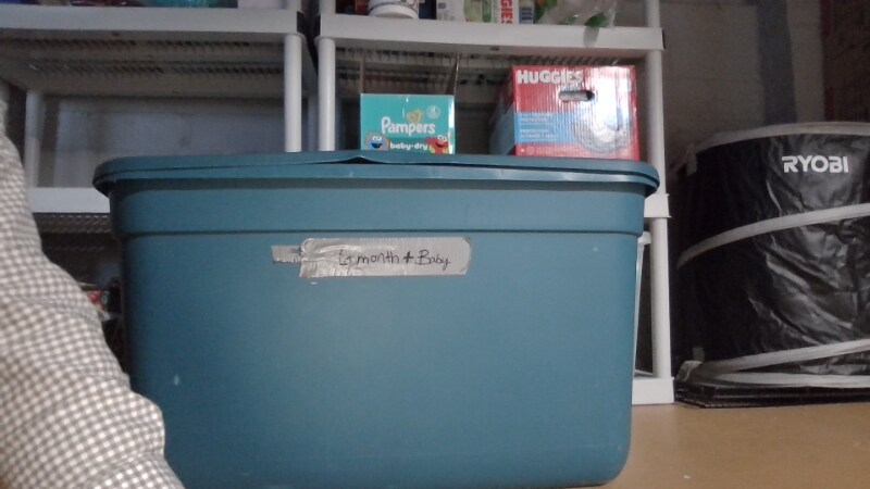 1931 Canterbury Rd in Westlake, OH - Foto de edificio