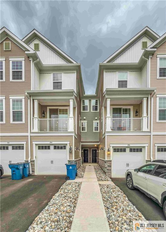 property at 204 Honeysuckle Ln