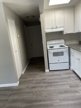 122 Lilly Rd NE in Olympia, WA - Building Photo - Building Photo