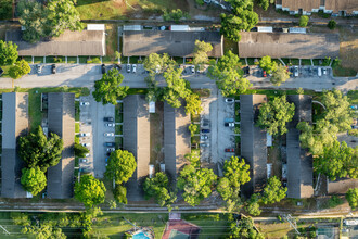 Hidden Ridge Condominiums in Altamonte Springs, FL - Building Photo - Building Photo