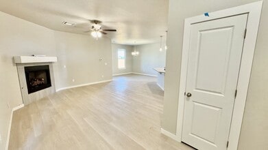 8325 NW 163rd Ter in Edmond, OK - Building Photo - Building Photo