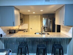 4711 Yucca Hill Dr in Austin, TX - Building Photo - Building Photo