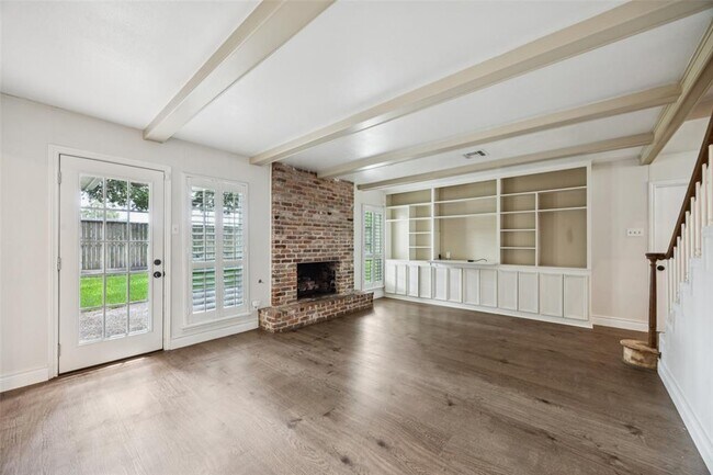 12515 Woodthorpe Ln in Houston, TX - Building Photo - Building Photo