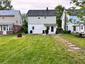 337 W High St, Unit 337.5 in Mount Gilead, OH - Building Photo