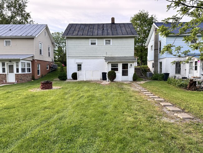 337 W High St, Unit 337.5