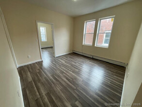 204-206-206 Magnolia St in Hartford, CT - Building Photo - Building Photo
