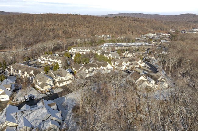 Regency at Ridgefield in Ridgefield, CT - Foto de edificio - Building Photo