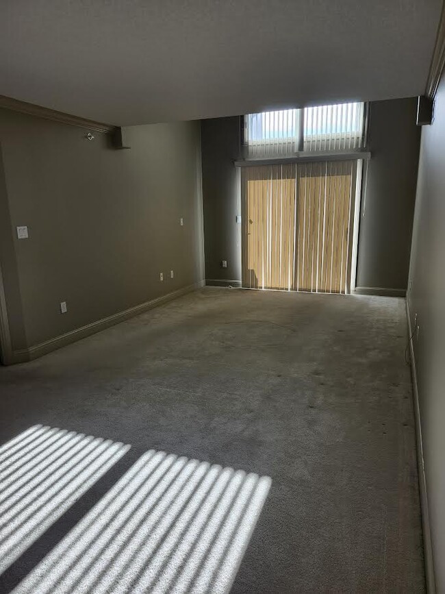 13111 140 Av NW in Edmonton, AB - Building Photo - Building Photo