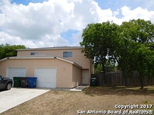 11250 Center Point Rd in San Antonio, TX - Building Photo