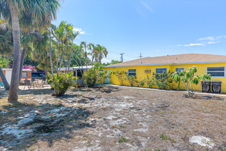 1123 N Federal Hwy in Lake Worth, FL - Building Photo - Building Photo