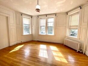 74 Babcock St in Brookline, MA - Building Photo - Building Photo