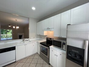 1007 Willowedge Ct in Knightdale, NC - Building Photo - Building Photo