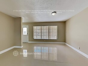 1641 NW 45th St in Oakland Park, FL - Building Photo - Building Photo
