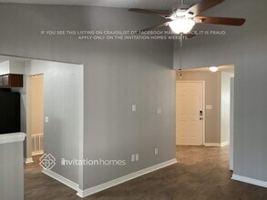 7773 Bay Cedar Dr in Orlando, FL - Foto de edificio - Building Photo