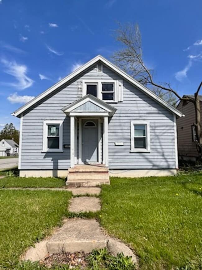 property at 3801 Lafayette St