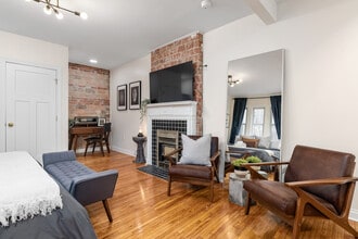 2034-2040 N High St in Columbus, OH - Foto de edificio - Building Photo