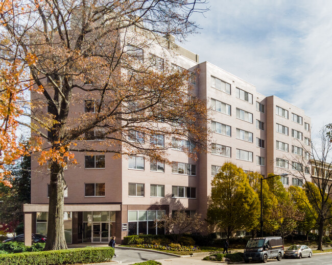 Carlton House in Washington, DC - Building Photo - Building Photo