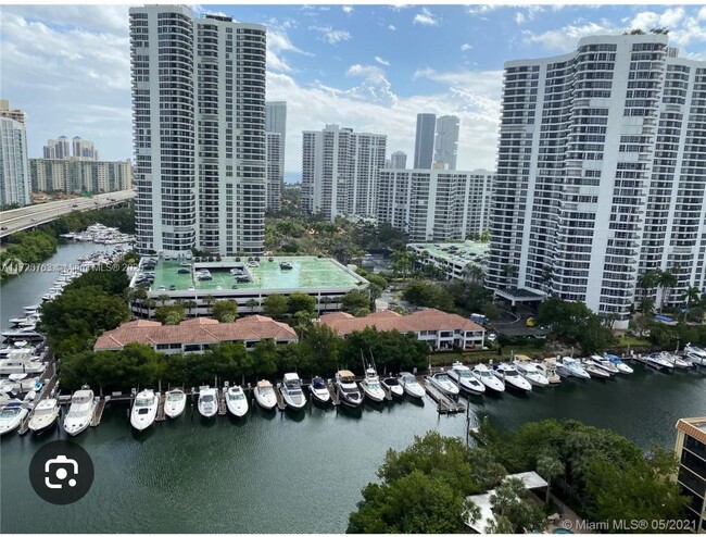 3400 NE 192nd St, Unit #1902 UPDATED in Aventura, FL - Foto de edificio - Building Photo