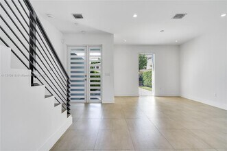3663 SW 15th St-Unit -3663 in Miami, FL - Building Photo - Building Photo