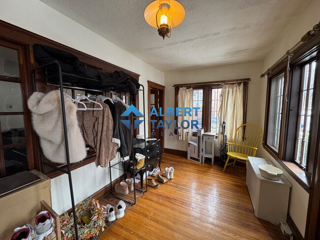 44 Kirkwood Rd in Boston, MA - Building Photo - Building Photo