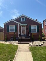 3708 Harrison St in Gary, IN - Building Photo