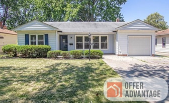 7072 Oakwood Rd in Parma Heights, OH - Building Photo