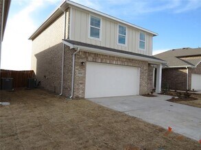 1906 Chapel Hl Rd in Princeton, TX - Building Photo - Building Photo