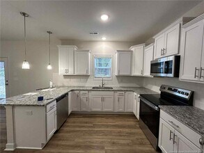 245 Godwin Gate St in Linden, NC - Building Photo - Building Photo