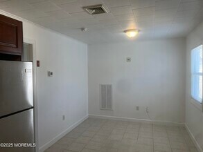 205 Sampson Ave in Seaside Heights, NJ - Building Photo - Building Photo