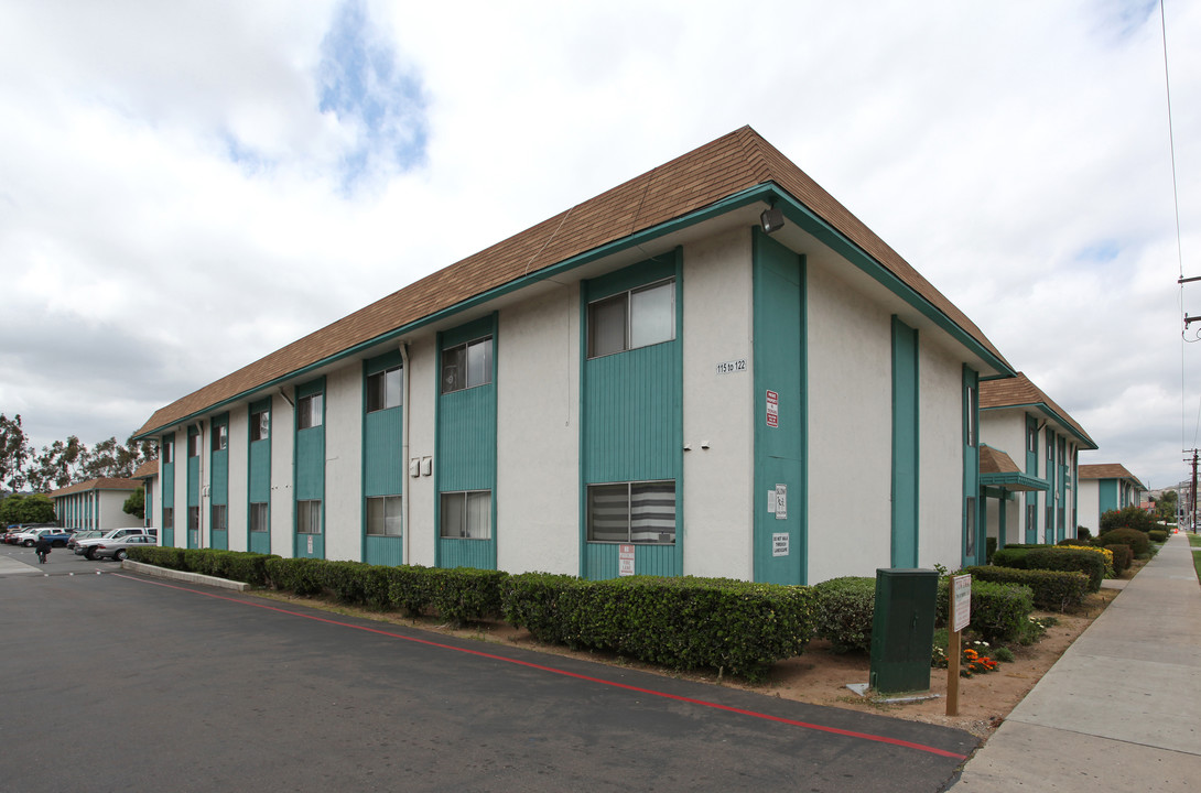 Key Largo Apartments in El Cajon, CA - Building Photo