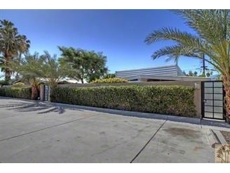 1327-1351 E Ramon Rd in Palm Springs, CA - Building Photo