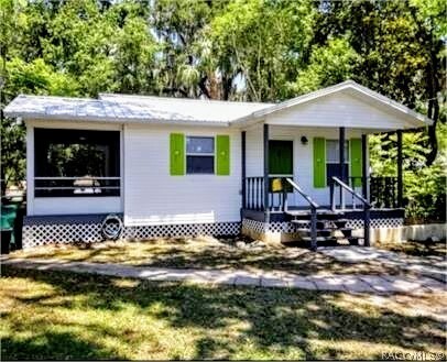 property at 310 W Dampier St