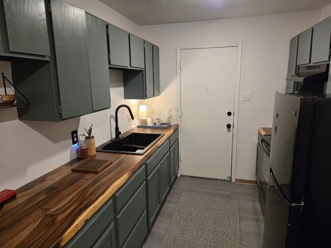 property at 1510 6th Ave