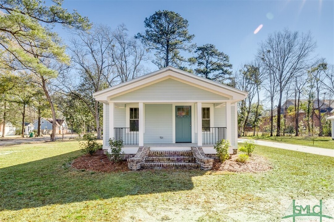 220 Morgan St in Pooler, GA - Foto de edificio