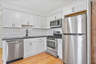 44 Saratoga Ave in Mechanicville, NY - Building Photo - Building Photo