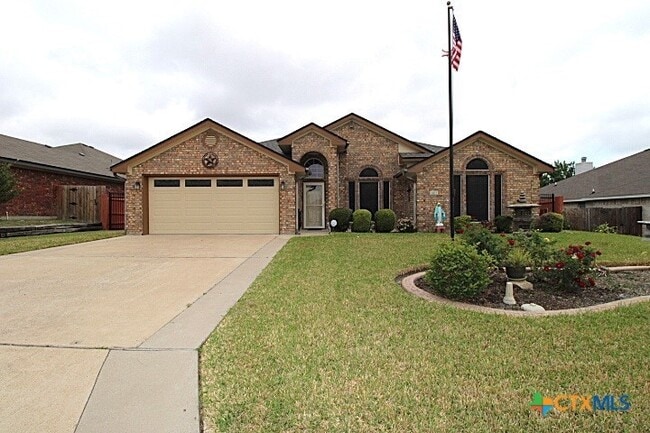 property at 603 Mustang Trail