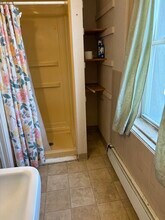 124 1/2 N Cedar Ave, Unit Cedar in Owatonna, MN - Foto de edificio - Building Photo