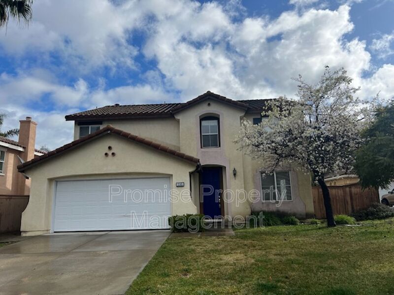 2305 Bliss Cir in Oceanside, CA - Building Photo