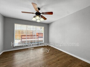 1901 Norwich Cir in Yukon, OK - Building Photo - Building Photo
