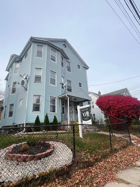 37 Rocky Hill Ave in New Britain, CT - Building Photo - Building Photo