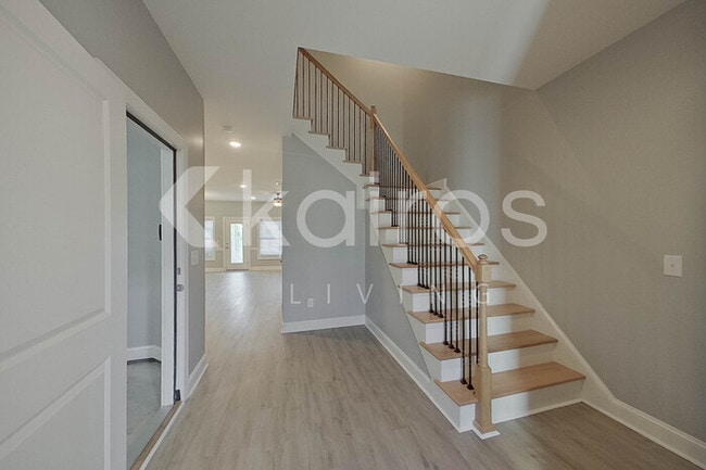 3709 Oak Leaf Wy in Greenville, NC - Foto de edificio - Building Photo