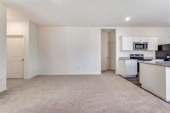 2101 Burnwood St in Princeton, TX - Building Photo - Building Photo