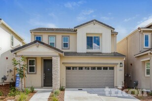 2653 Miller Run Ln in Lincoln, CA - Building Photo