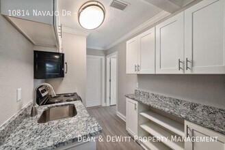 10814 Navajo Dr in St. Petersburg, FL - Building Photo - Building Photo