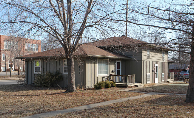 1900-1902 Kentucky St