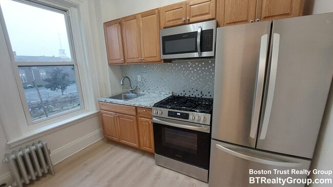 property at 4 Montrose St