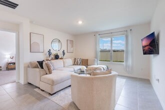 33419 Justify St in Sorrento, FL - Building Photo - Building Photo