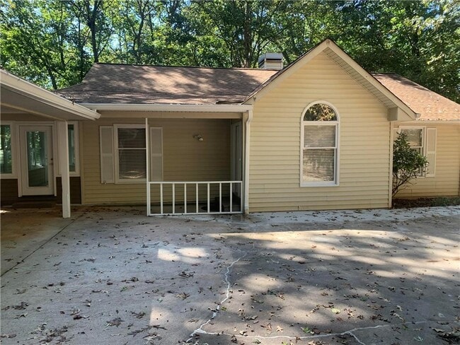 2429 Thompson Mill Rd in Gainesville, GA - Building Photo - Building Photo